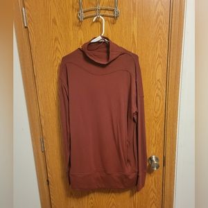 Lululemon Mock Neck - Long Fitting-  Sweatshirt Women’s 10 Merlot Red Color